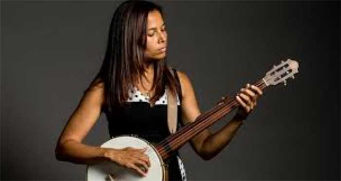 Rhiannon Giddens and her banjo