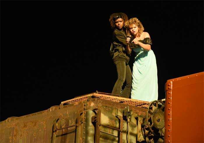 Ashleigh Murray and Rachel Crow in Deidra & Laney Rob a Train