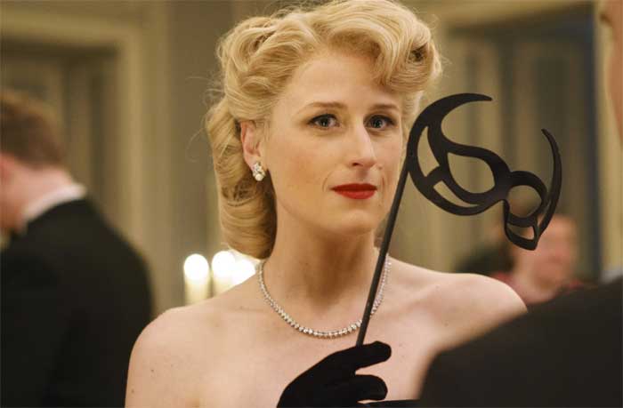 Mamie Gummer in The Collection