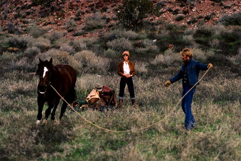 Jane Fonda and Robert Redford in The Electric Horseman