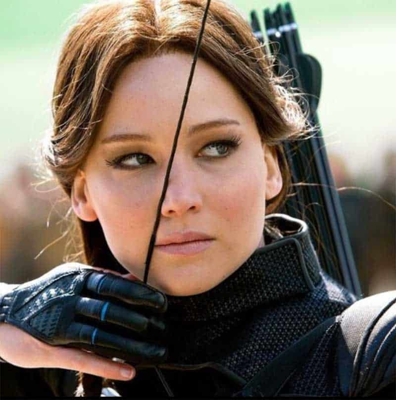 Review The Hunger Games Mockingjay Part 2 Old Ain t Dead