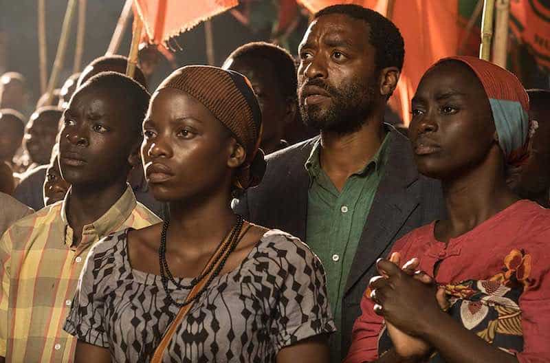 Chiwetel Ejiofor, Maxwell Simba, Aïssa Maïga, and Lily Banda in The Boy Who Harnessed the Wind