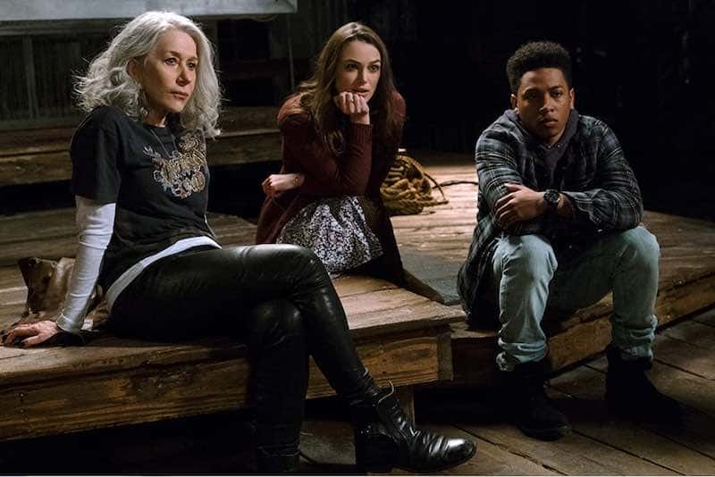 Helen Mirren, Keira Knightley and Jacob Latimore  in Collateral Beauty