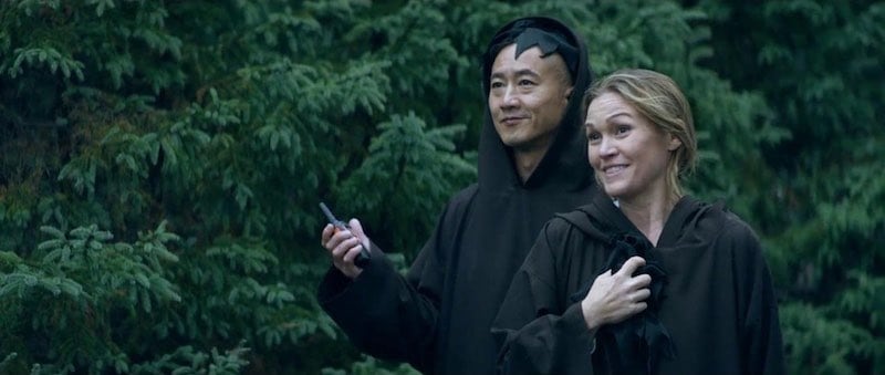 Julia Stiles and Terry Chen in The Lake