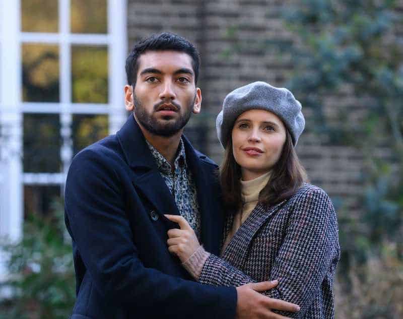 Nabhaan Rizwan and Felicity Jones in The Last Letter from Your Lover
