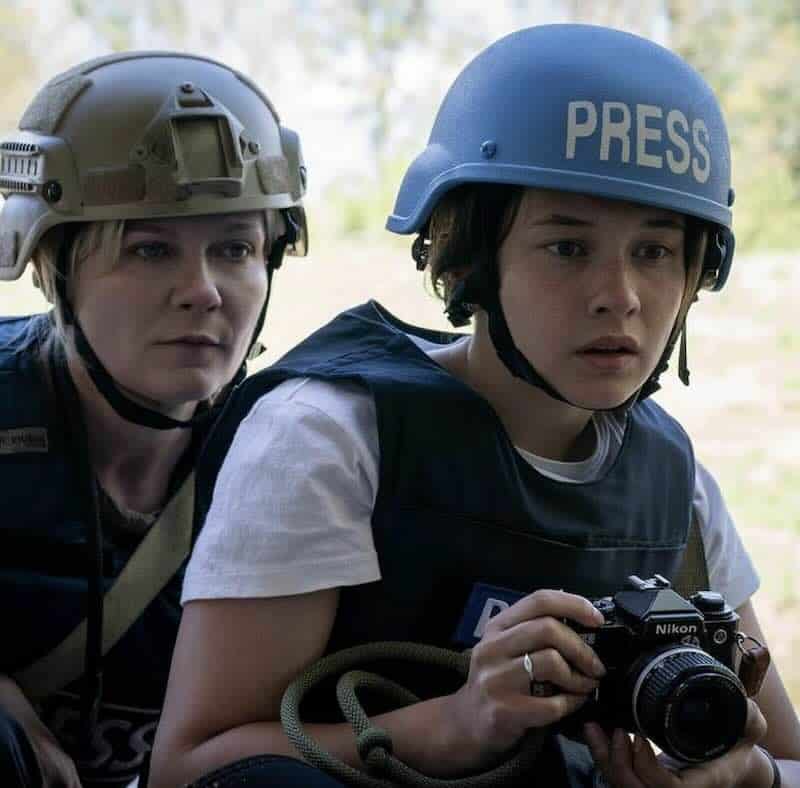 Kirsten Dunst and Cailee Spaeny in Civil War
