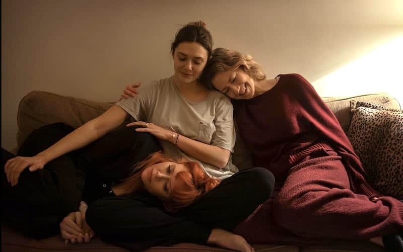 Natasha Lyonne, Elizabeth Olsen, and Carrie Coon in His Three Daughters
