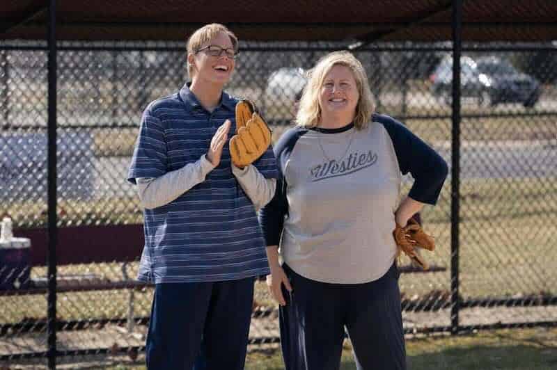 Jeff Hiller and Bridget Everett in Somebody Somewhere