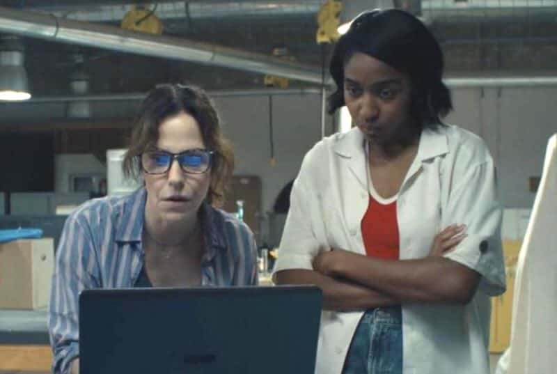 Mary-Louise Parker and Ayo Edebiri in Omni Loop