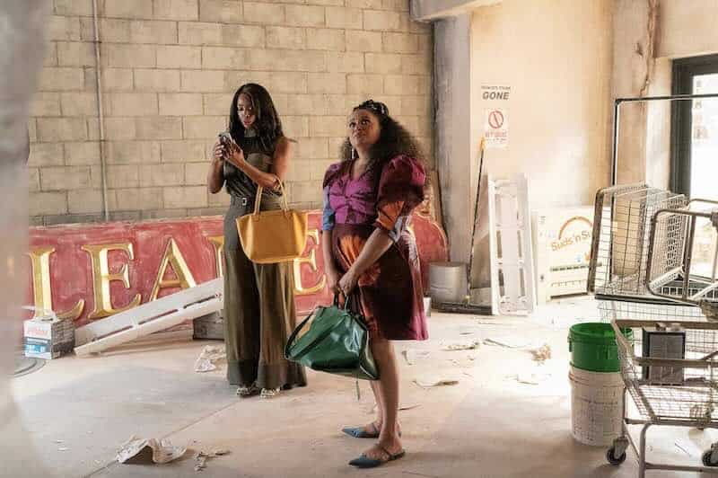 Tasha Smith and Michelle Buteau in Survival of the Thickest