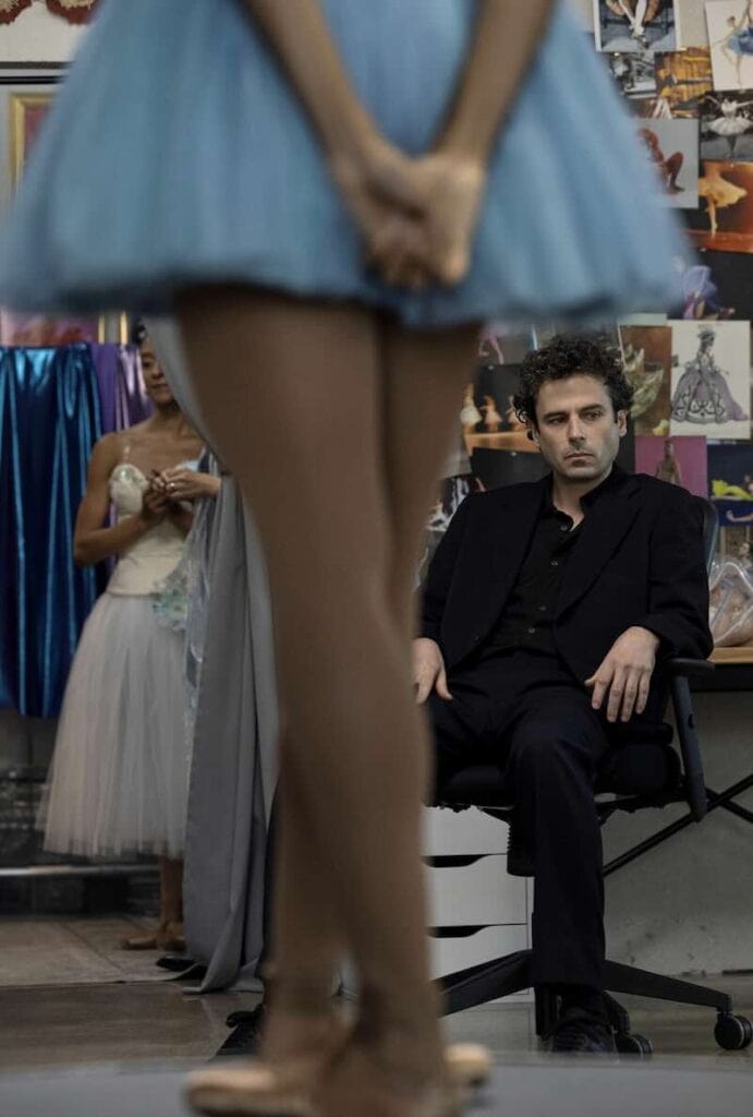 Luke Kirby in Étoile